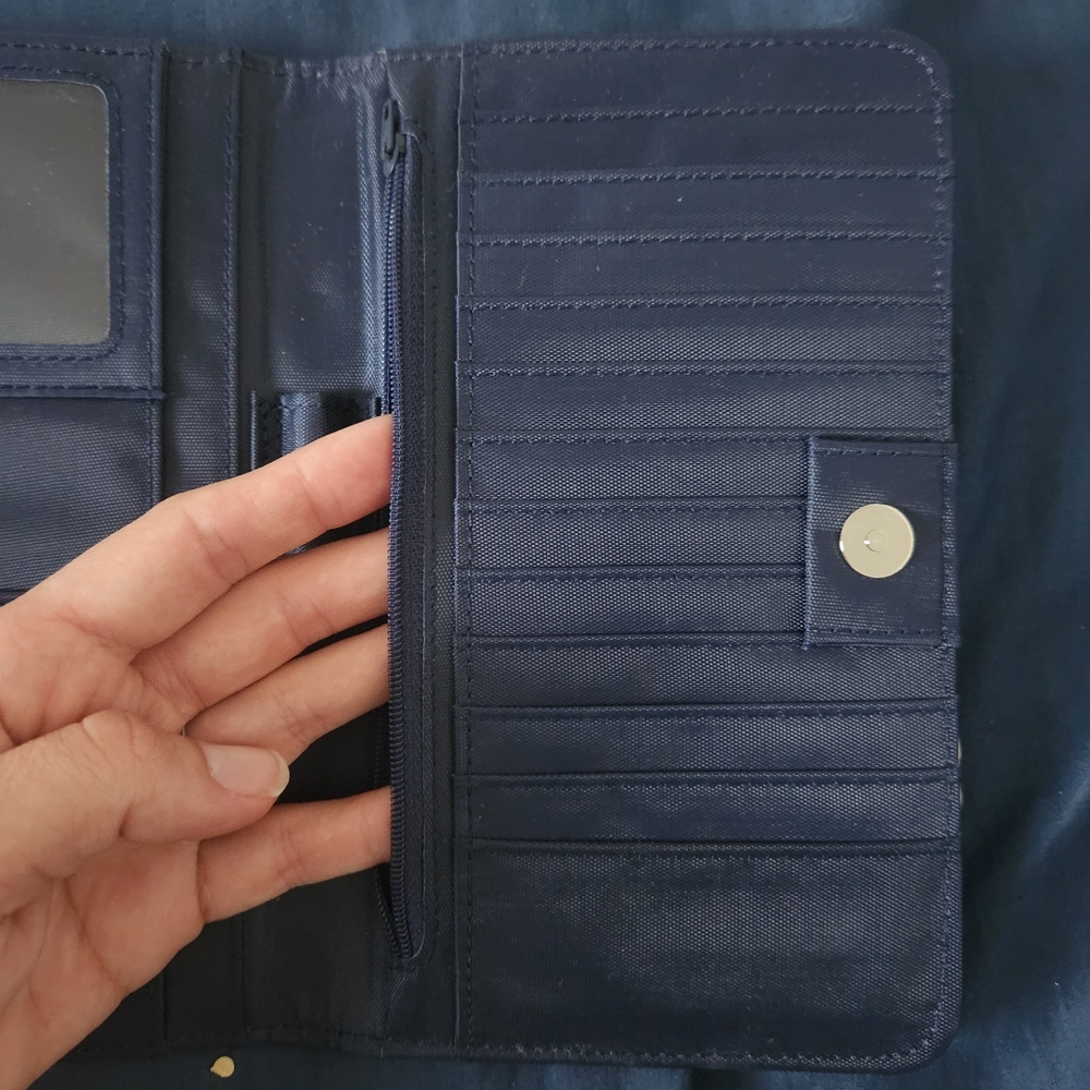 Navy and Cream Patterned Wallet - Picture 5 of 7